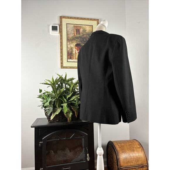 Talbots Women's 10P Jacket Black Long Sleeve 3 buttons Faux Pockets Collared - Picture 4 of 10